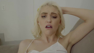 gorąca młoda niania