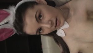 dwie ślicznotki fajnie liżą jego kutasa