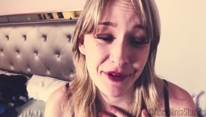 cycate lesbijki zabawiają się pod gołym niebem