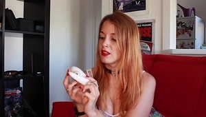 posuwa laskę na pieską w dupę