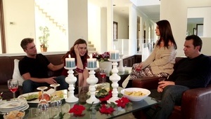 szalona studentka znakomicie się palcuje