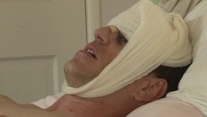 słodka melissa palcuje się i ciągnie pałę przed seksem