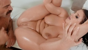 delta white rockowa suka z wielkim apetytem