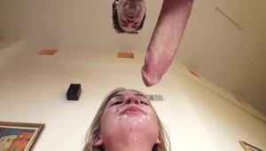 dwie tlenione i bardzo seksowne kobiety