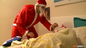 lubi mieć pałę w dupie