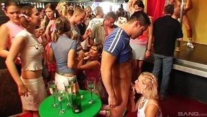 niemiecka gwiazda gina colany