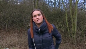 koledzy zalali ją obficie