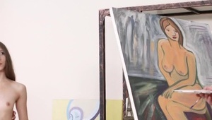 blondyny z wypukłymi dupami grają sobie w bilard