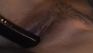 rucha młodą i chudą laseczkę