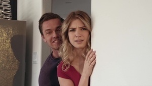 gruba murzynka na białym rumaku