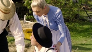 sex dziewczyny nago pod prysznicem