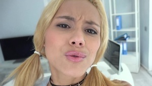 uczeń wylizał pipkę nauczycielki