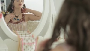 duży penis w wygolonej i wilgotnej cipce