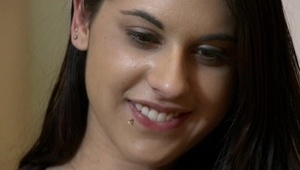 azjatka jedzie na trzy baty