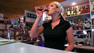 żonka z naprzeciwka