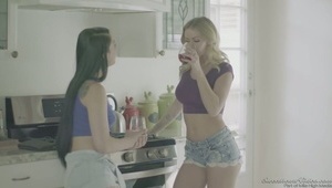 rerto lesbijki fajnie się zabawiają