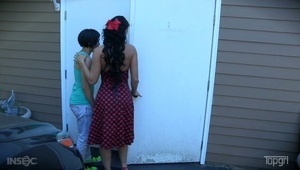 silikonowa babka jest ruchana w dziób