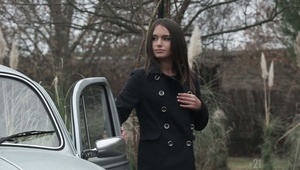 mała zgrabna cipuszka