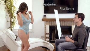 dojrzała mamuśka obrabia młodego kutasa