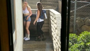 wymarał jej super cycuszki