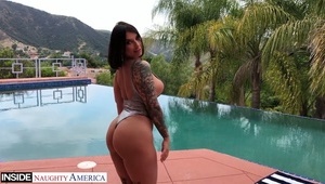 pornusy z laskami co mają ładne piersi