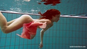 panowie napalili się na młodą rosjankę