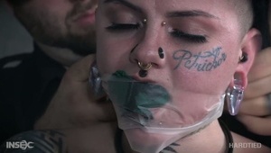 niegrzeczna blond włosa lesbijka