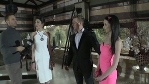 fajna babka zarzuca porządna pupcią