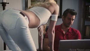 tatuś z niewinną seks nastolatką