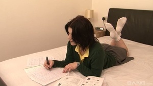 młoda cipa ma ochotę na starego dzika