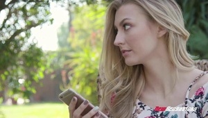 niezła suczka lubi anal