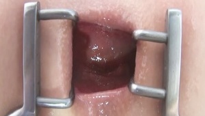 silikonowa laska rucha się z policjantem