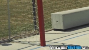 masowanie dużych cyców