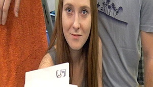 dojrzały tatuś liże młodą waginę