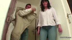 smukła dziewczyna chce ostrego seksu