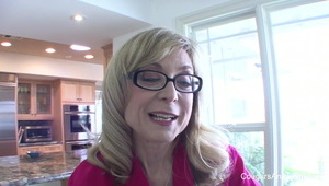 filmy porno prezentujące sex analny z cycatką pieprzoną w odbyt