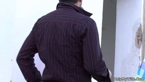 opalona z wielkimi cycami dobrze targa członka