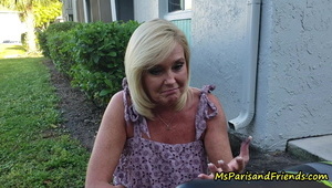 włochata szparka chudziutkiej mulatki