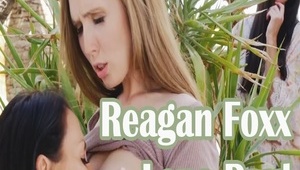 bogacz posuwa gorącą suczkę