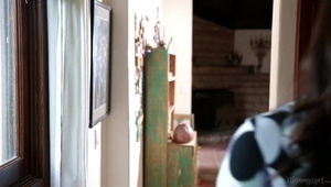 przyssała się do jego długiego członka