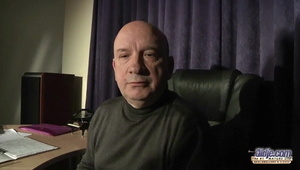 tracy trzepie małego fiutka